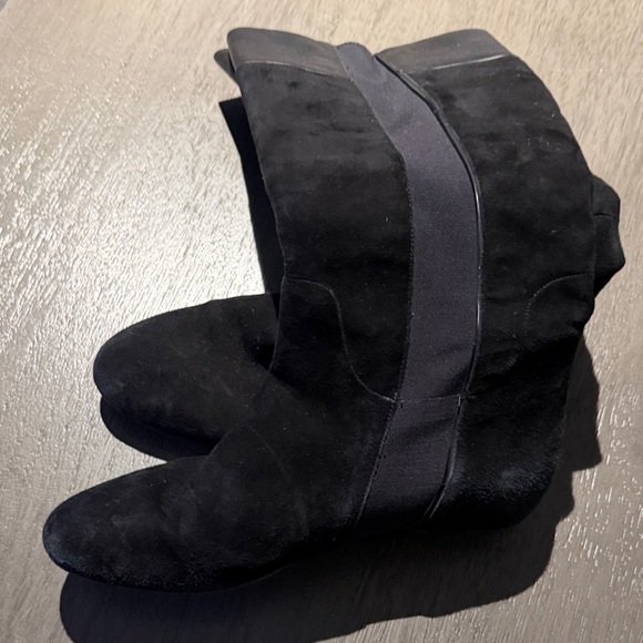 Black Suede Knee-High Boots - Picture 2 of 9